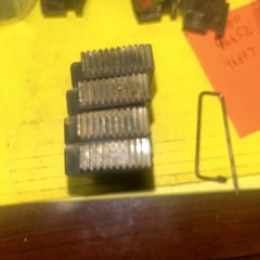 RIDGID 47745 UNIVERSAL PIPE THREADER DIES 1/2-3/4 NPT ALLOY RH RIGHT HAND