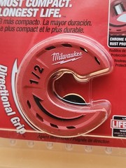 Milwaukee 48-22-4260 1/2&Prime; Close Quarters Tubing Cutter NEW