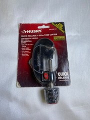 PIPE Cutter 1 1/8 INCH. HUSKY With Extra Blade Included