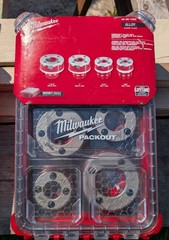 Milwaukee 1/2 &ndash; 1 1/4 Pipe Threading Die Kit 48-36-1063 &ndash; Forged Alum PACKOUT