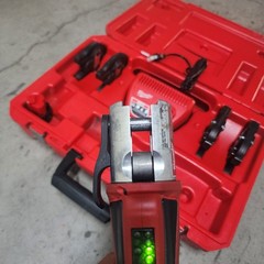 Milwaukee 2473-22 M12 FORCE LOGIC Press Tool Kit with 4 Jaws Used