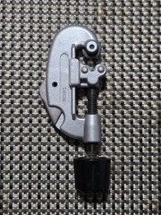 Home Depot 1/8&Prime;-1-1/8&Prime; Model 15 Screw Feed Copper Pipe Cutter ~ Tubing Cutter