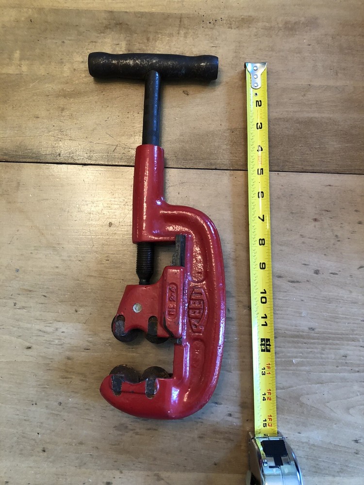 Reed No. 2-4 USA Iron Steel Pipe Cutter, Cuts 1/2-2&Prime; Reed MFG Co. USA WORKS