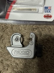 Pipe Tubing Cutter Multi-Material 3/16 in. to 15/16 inch Lightweight Metal Small