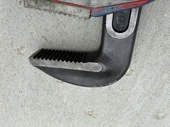 RIDGID Heavy Duty Straight Pipe Wrench 48 in Steel, 6 in Pipe Capacity