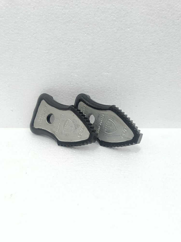 TITAN CHAIN TONGS JAWS SIZE 13-1/2 PART NO C1351 REPLACEMENT JAW PAIR GEARENCH