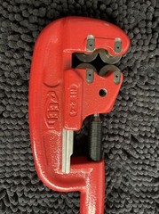 Reed Mfg 03335 2-4 1/2-2&Prime; 21-63mm Steel Pipe Cutter