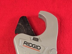 Ridgid RC-2375 1/8&Prime; &ndash; 2 3/8&Prime; Ratcheting Plastic Pipe and Tubing Cutter