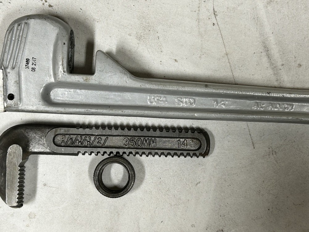ALUMINUM PIPE WRENCH 14&Prime; (ALUMINUM HANDLE, STEEL JAWS) straight pipe wrench