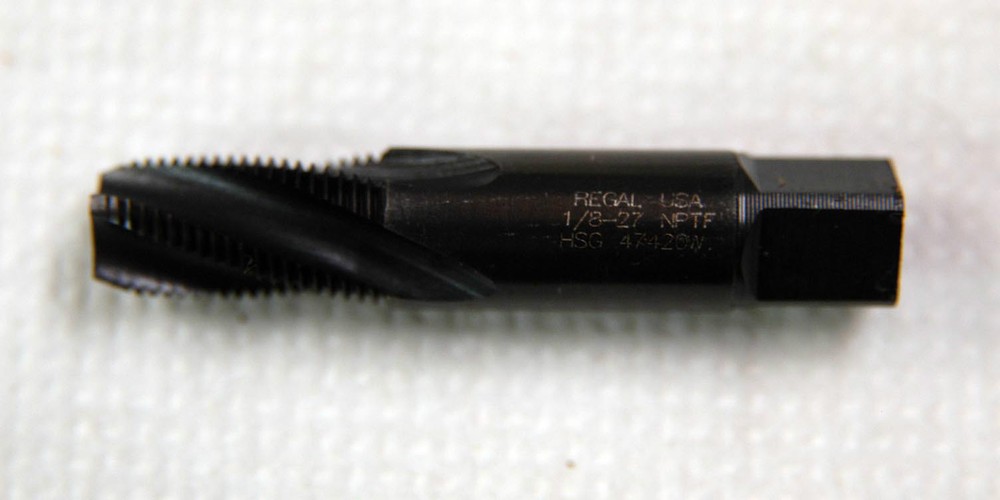 1/8 X 27 NPTF HSG 4 SPIRAL FLUTE PIPE TAP STEAM OXIDED (C-2-6-7-71)