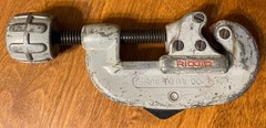 2 Ridgid (No. 15) 3/16 to 1-1/8 and (No. 151) 1/4 to 1-5/8 Tubing / Pipe Cutter