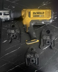 DeWALT DCE200 20V MAX Cordless Press Tool w/ 1/2&rdquo;, 3/4&rdquo;, & 1&rdquo; Press Jaws &ndash;Tested