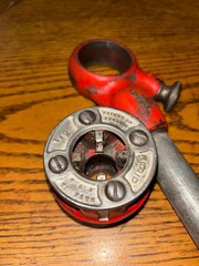 RIDGID 00-R 1/2&Prime; PIPE THREADER DIE HEAD w/ RIDGID RATCHET HANDLE A FREE SHIP