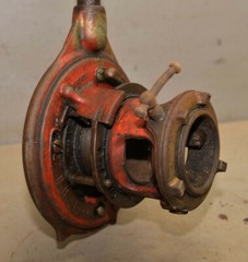 Ridgid Model 65R 1&Prime; &ndash; 2&Prime; capacity pipe threader die head & No 2 cutter tools R1