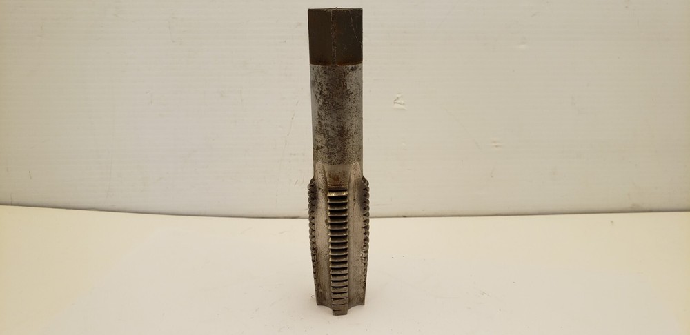 1-1/8&Prime;-8-N TAPER TAP, 4 FLUTE, G-H4 HS