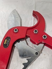 GENERAL Hand Pipe & Tube Cutter: 2&Prime; Tube 118 MISSING THE LATCH