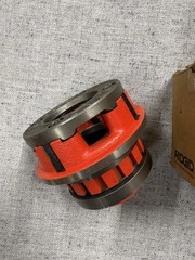 Ridgid 37410 12-R 1-1/2&Prime; Hand Threader NPT Die Head Complete Brand New