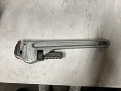 ALUMINUM PIPE WRENCH 14&Prime; (ALUMINUM HANDLE, STEEL JAWS) straight pipe wrench