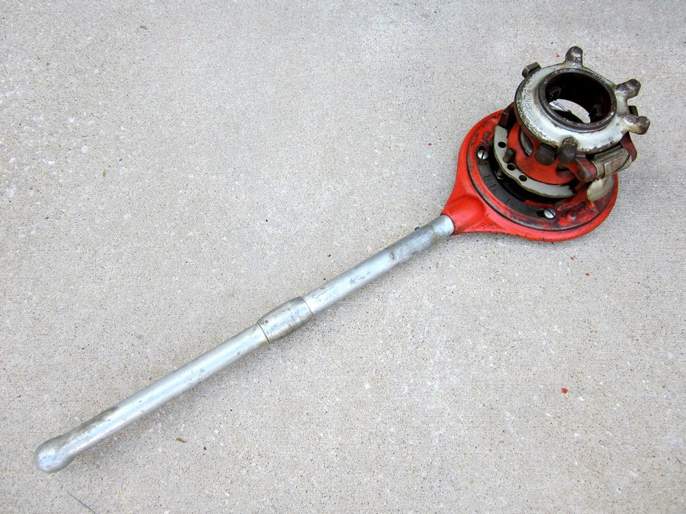 Ridgid Tools No. 65R-TC Manual Receding Pipe Threader & Handle 36570 USA