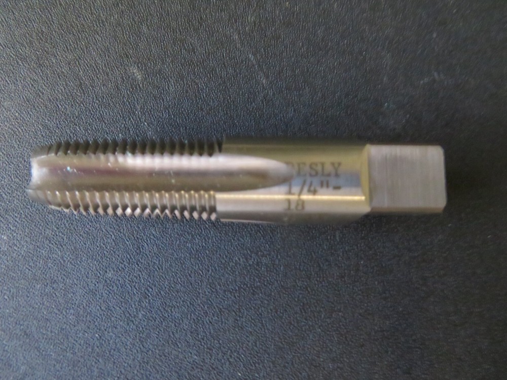 BESLY 1/4&Prime; &ndash; 18 NPTF Taper Pipe Tap F6184 14030 USA