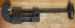 VINTAGE BARNES LARGE PIPE CUTTER # 2 MFG. BY REED MFG. CO. Erie,PA 1/8&Prime;- 1-1/2&Prime;