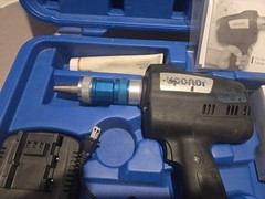Uponor ProPex 150 Lithium Battery Expander Tool 2 Batteries /3 Jaws Used