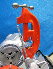 Ridgid 535 Pipe Threader 1/2&Prime; to 2&Prime; Pipe Threading Machine with 815A Die Head #2