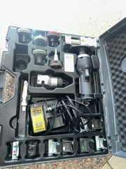 DeWalt Everloc Rehau Pex tool and compression sleeve fitting system 12V kit