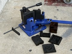 Universal Manual Metal Rod Square Flat Round Steel Iron Bender 120 Degree Angle
