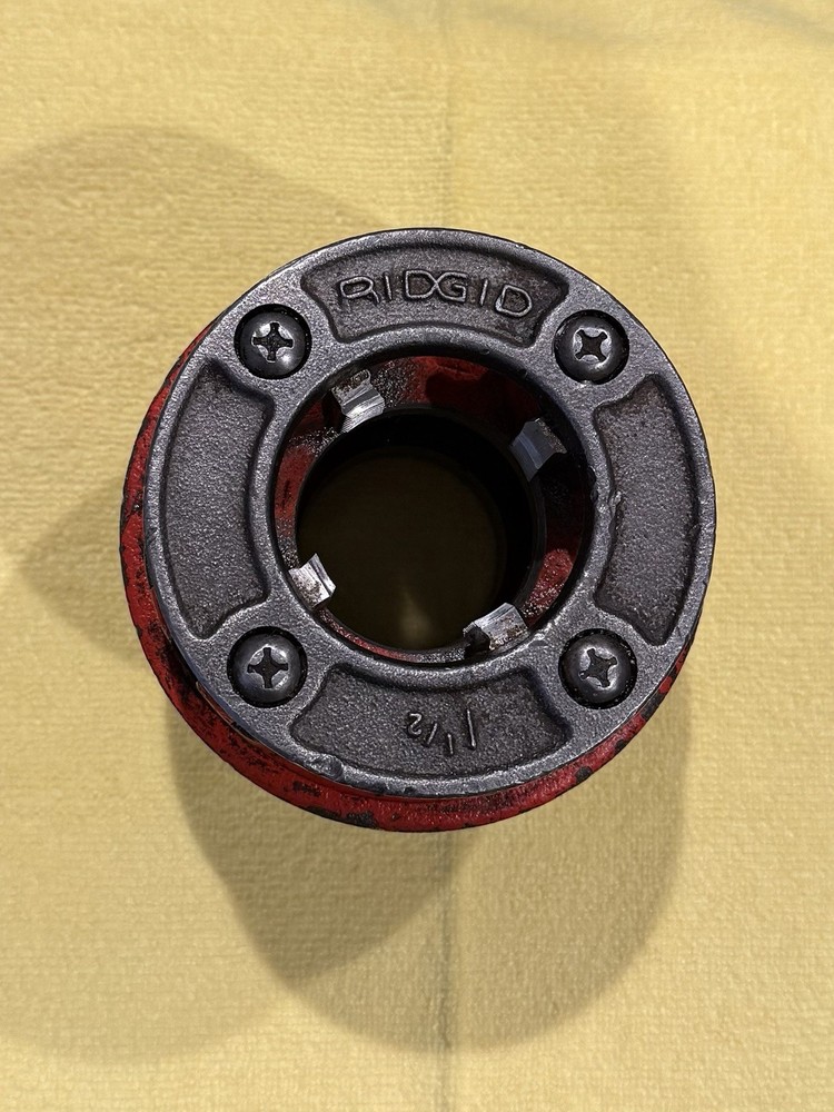 RIDGID 1-1/2&Prime; NPT Right Hand Die Head Pipe Threading Tool for 1-1/2&Prime; Pipe