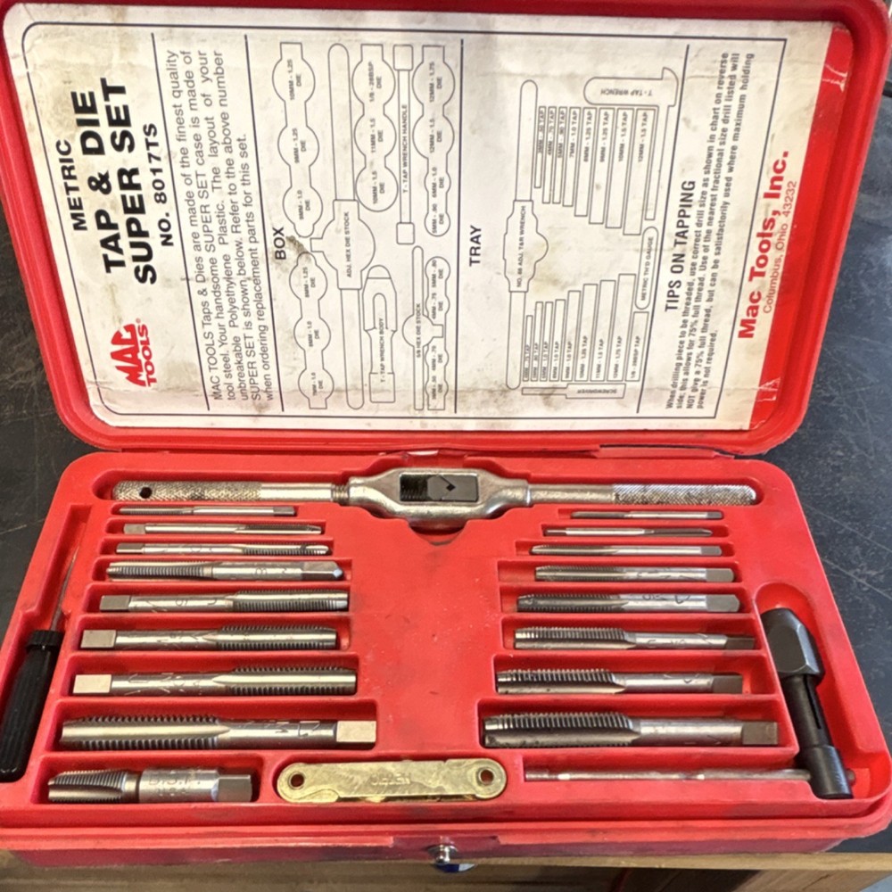 Mac Tools Metric Tap & Die Set 8017TS, 2mm-14mm, Tap Wrench, Die Handle, Metric
