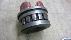Two Ridgid 12-R 1&Prime; & 1 1/4&Prime; Ratchet Pipe Threader Die Heads