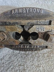 Vintage F. Armstrong 2 Pipe Threader 1/2 R Made In U.S.A.