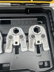 DeWalt 4 CTS Compact Press Jaws For DCE210 &ndash; 1/2&rdquo; / 3/4&rdquo; / 1&rdquo; / 1-1/4&rdquo;