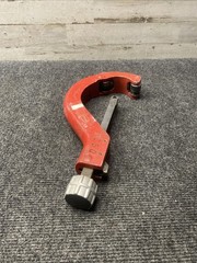 Used Reed Pipe Cutter TC5Q 63 &ndash; 125MM Missing Cutter Wheel