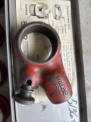 RIDGID 00-R RATCHETING THREADER, DIES AND HANDLE IN CASE