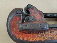 Vintage No. 1-2 Ridgid &ndash; Heavy Duty Pipe Cutter Tool 1/8&Prime; to 2&Prime; &ndash; Made in USA
