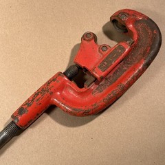 Rigid Pipe Cutter Heavy Duty No. 2A 1/8 in To 2 in, Really Nice Condition