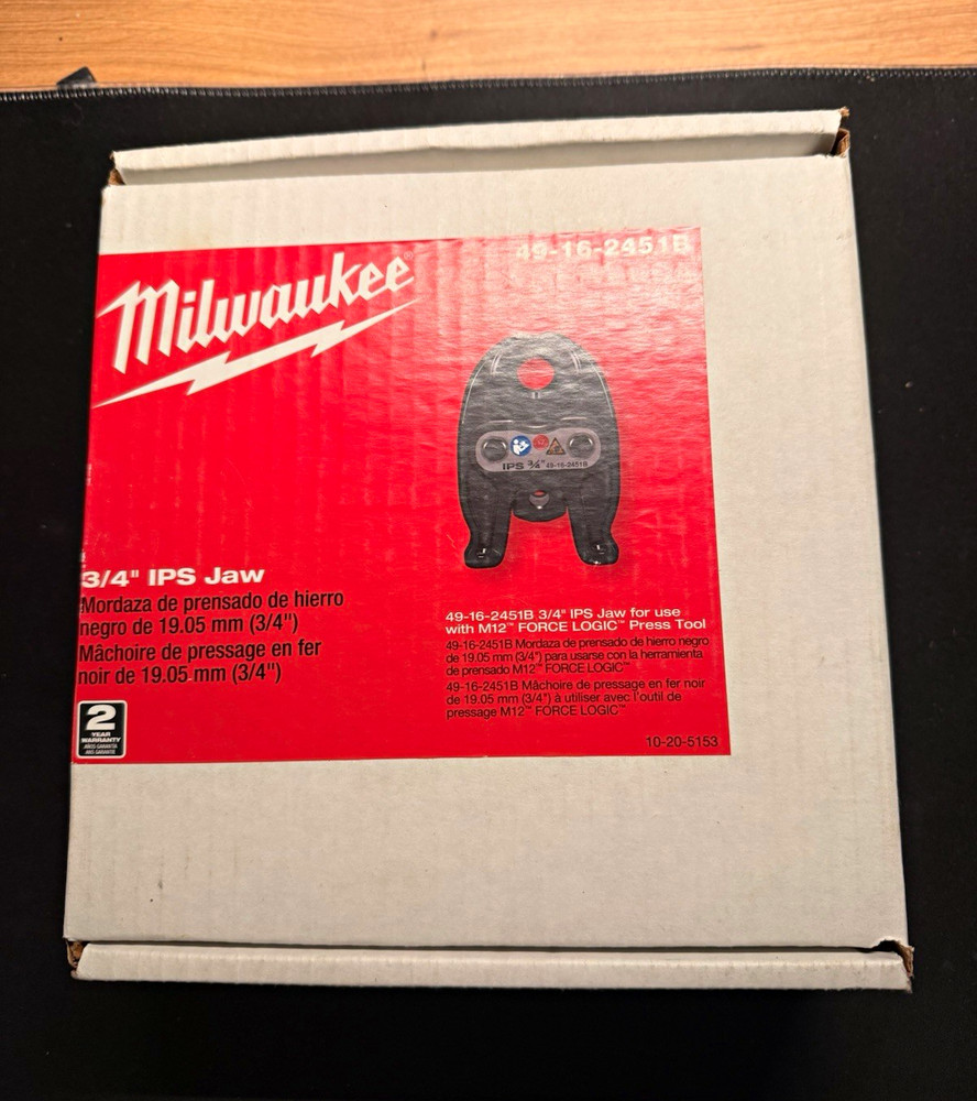 Milwaukee 49-16-2451B 3/4 in IPS Jaw for M12 FORCE LOGIC Press Tool Iron