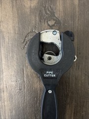 Ratcheting Tubing Cutter for Copper, PVC & Soft Metal Pipes 5/16 &ndash; 1 1/18 8-29mm
