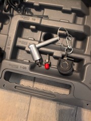 Nice RIDGID RP 210 Press Tool Kit for PEX with 2 Batteries ,Charger, 1/2 Clamps