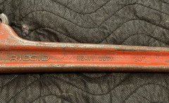 Ridgid 24&Prime; Pipe Wrench &ndash; Ridge Tool Co. &ndash; Heavy Duty &ndash; USA