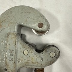 Superior Pipe Cutter 5/8-2 1/8&Prime; Tube and 3/8-1&Prime; Pipe made in Cleveland, Ohio USA