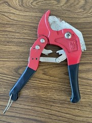 Orbit Heavy Duty PVC Pipe Cutter with Rubber Handle 1/2&Prime; &ndash; 1&Prime;
