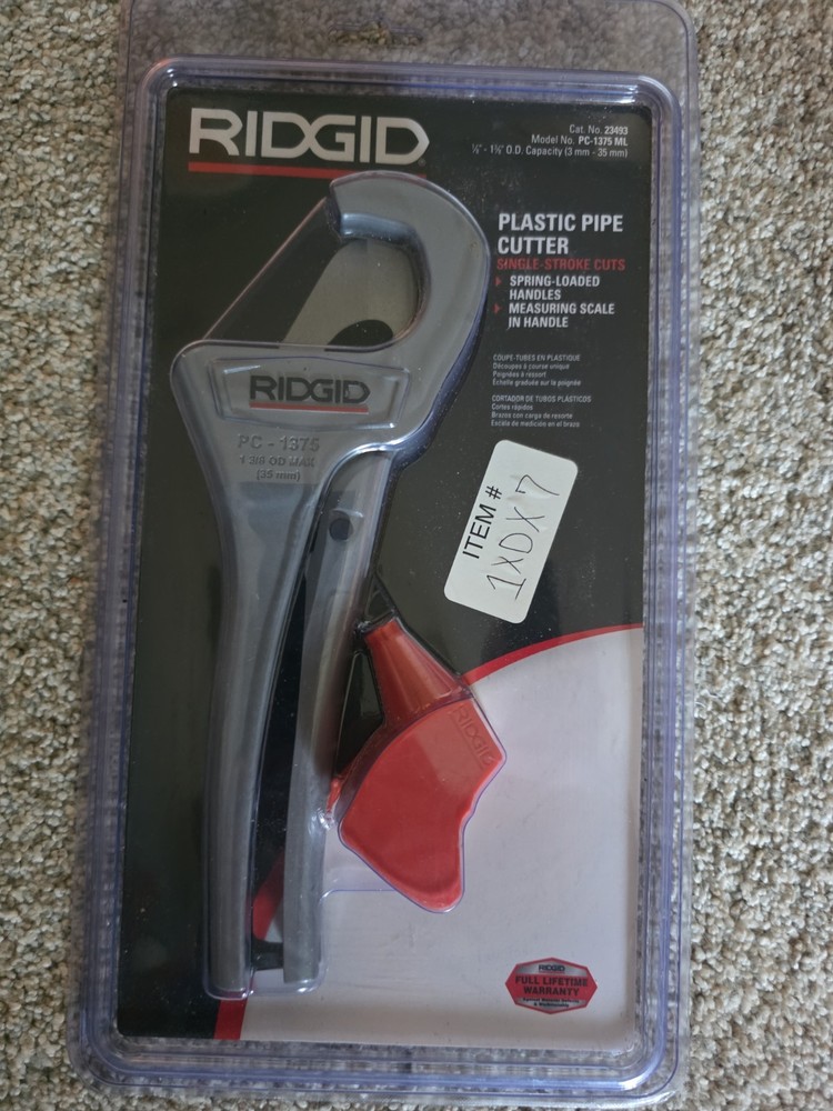 RIDGID 1/8&Prime; to 1-3/8&Prime; PVC and PEX Pipe Cutter with Multi-Layer Adapter PC-1375ML
