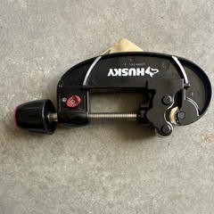 Husky 80-772-111 Screw Feed Pipe/Tubing Cutter 5/8 in to 2 1/8 in