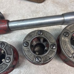 RIDGID 00-R Pipe Threader Die Head Set &mdash; 1&rdquo;, 3/4&rdquo;, and 1/2&rdquo;