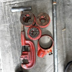 RIDGID 12-R 3/4&Prime;, 1&Prime;, 1 1/4 NPT Dies Ratchet Threader Set Ridgid Pipe Cutter