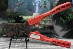 Sioux Chief 305-23CPK Tomahawk PowerPEX Combo Crimp Tool (1/2 in and 3/4 in Used
