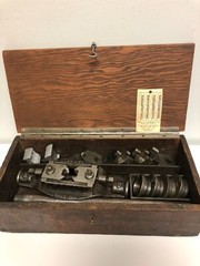Vintage Reed Mfg Co Pipe Threading Set with Dies and Wood Box